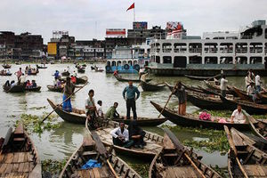 Canoes dhaka.jpg