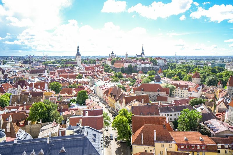 File:Tallinn.jpg